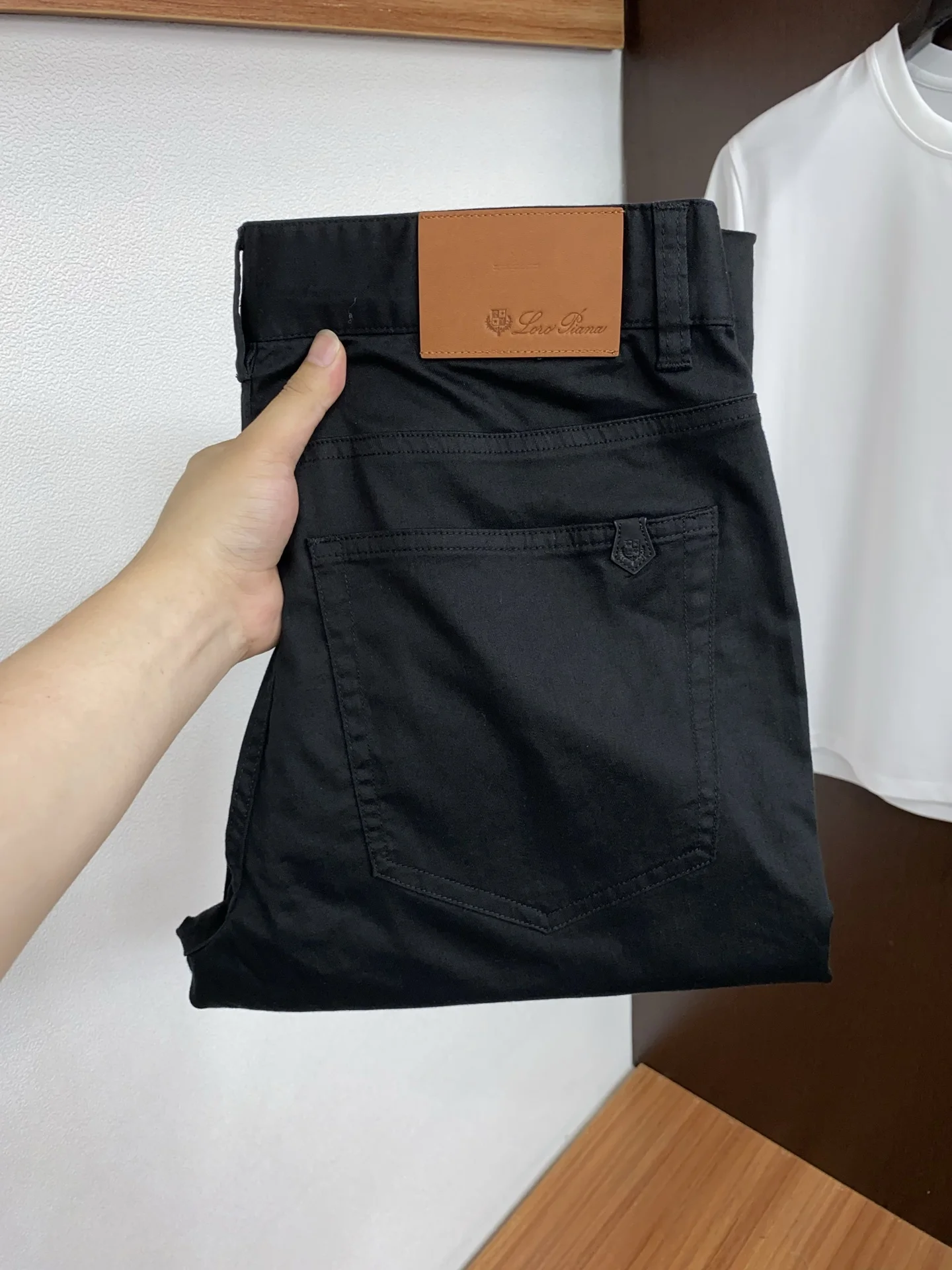 诺悠翩雅 春夏新款 休闲裤 诺悠翩雅 春夏新款 休闲裤