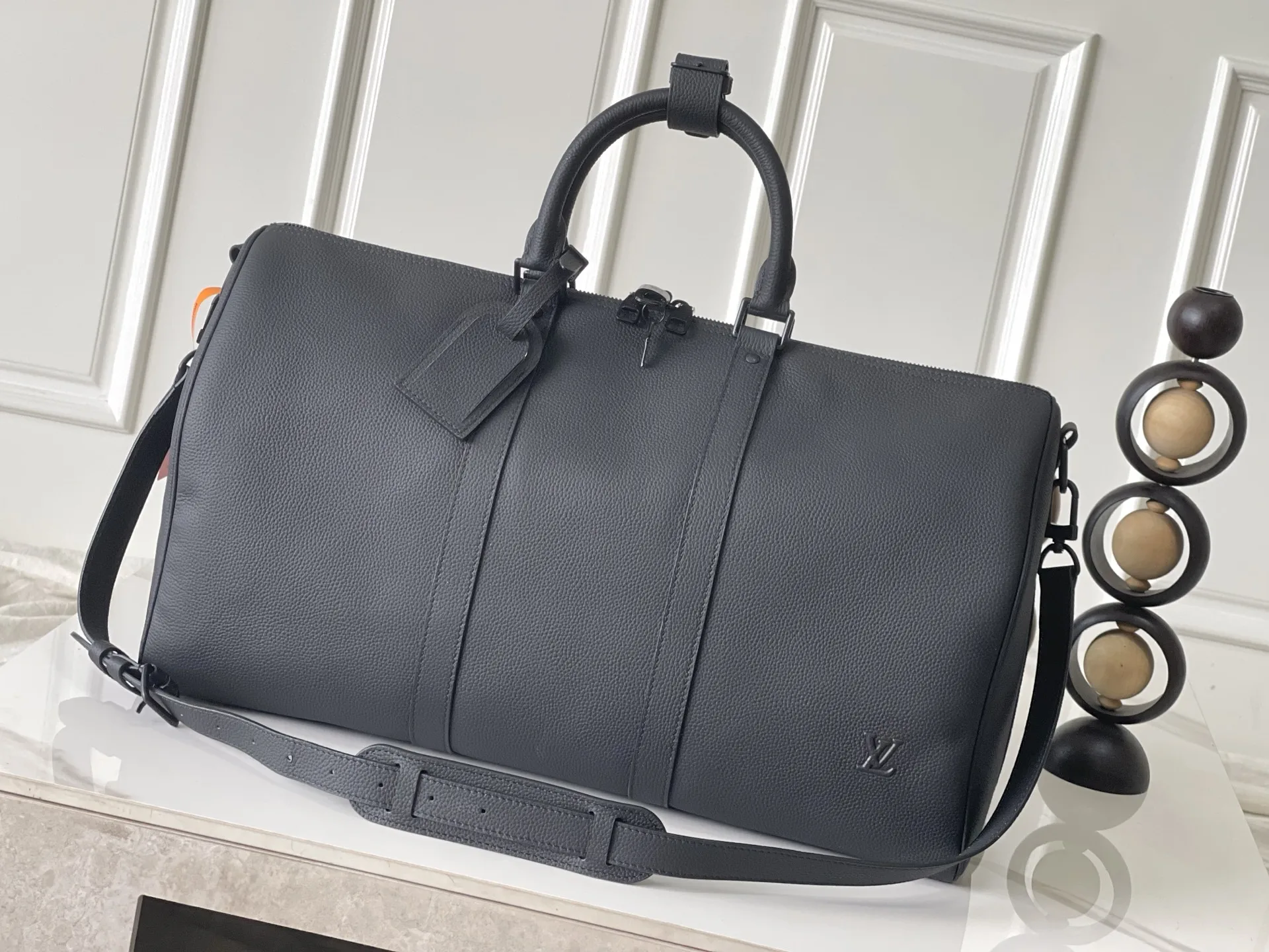 LV M26118 蜡面小牛皮旅行袋 旅行包