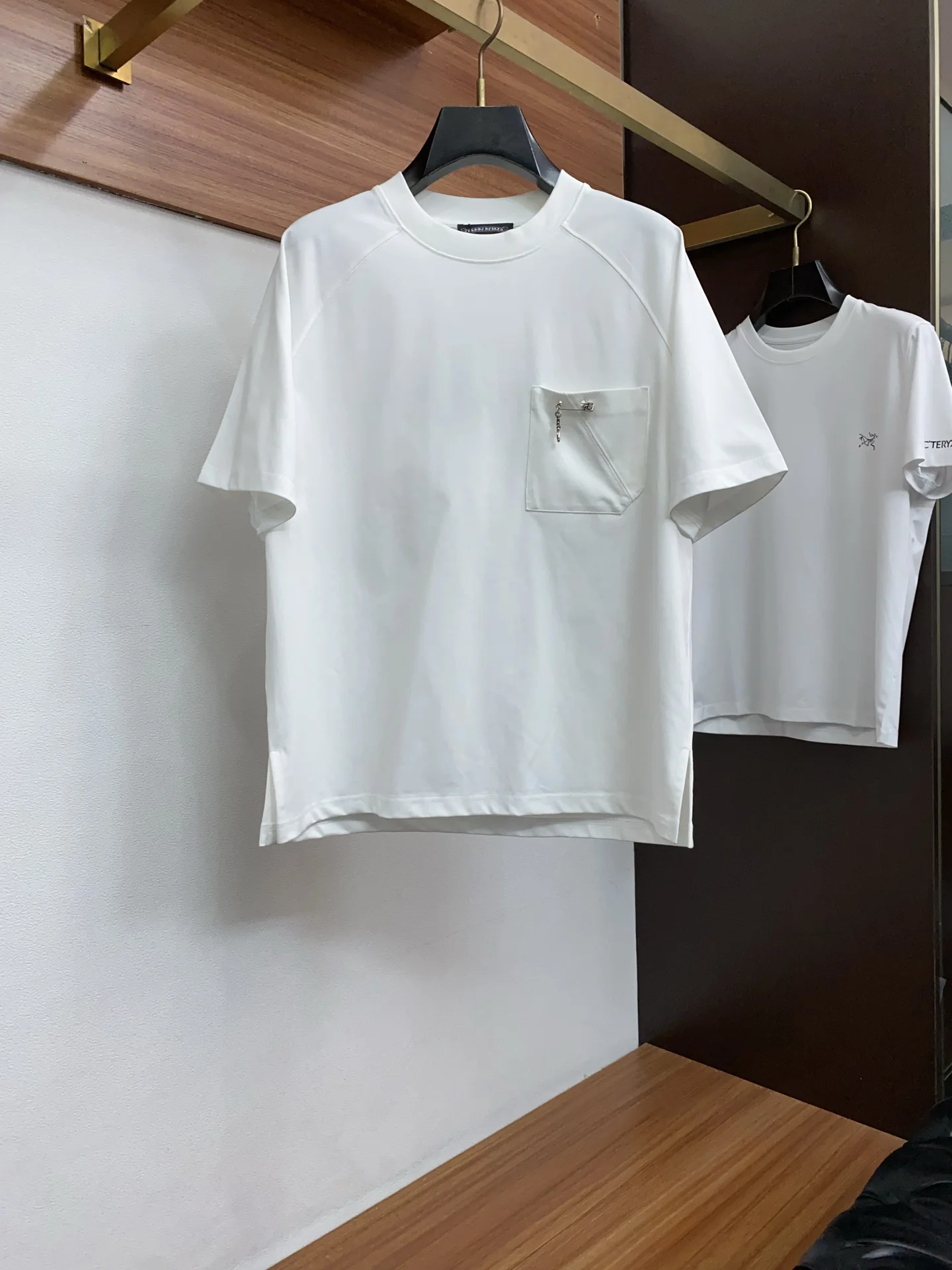 克罗心 圆领男士短袖T恤 克罗心 圆领男士短袖T恤