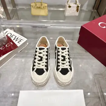 Classic casual shoes Replica Gucci Womens Casual and Sneakers