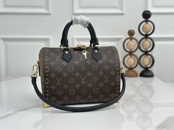 M26181 Top Quality Original Pillow Bag Women s Crossbody Bag Replica Louis Vuitton womens bags