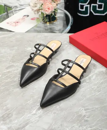 Height increased by 2 cm, new style sandals. Replica  Valentino Garavani Womens Sandals and Slides