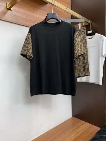 2026 Spring/Summer New Spliced Men s Short Sleeve Set Replica Fendi Tshirts and Polos