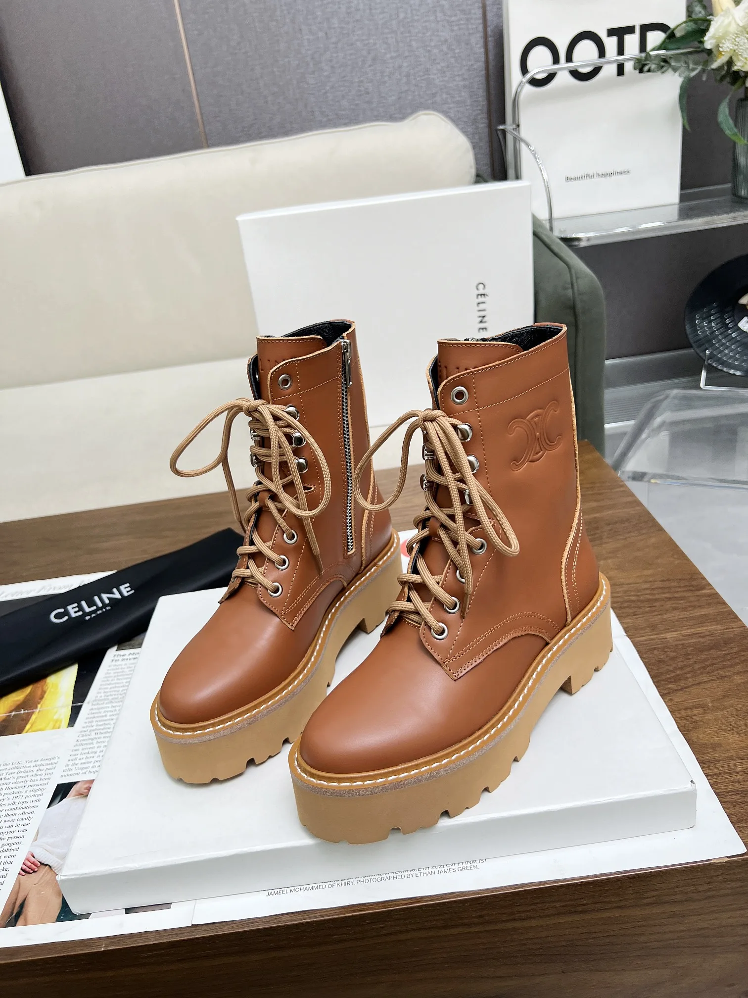 赛琳 2024凯旋门马丁系带厚底平底粗跟粗靴