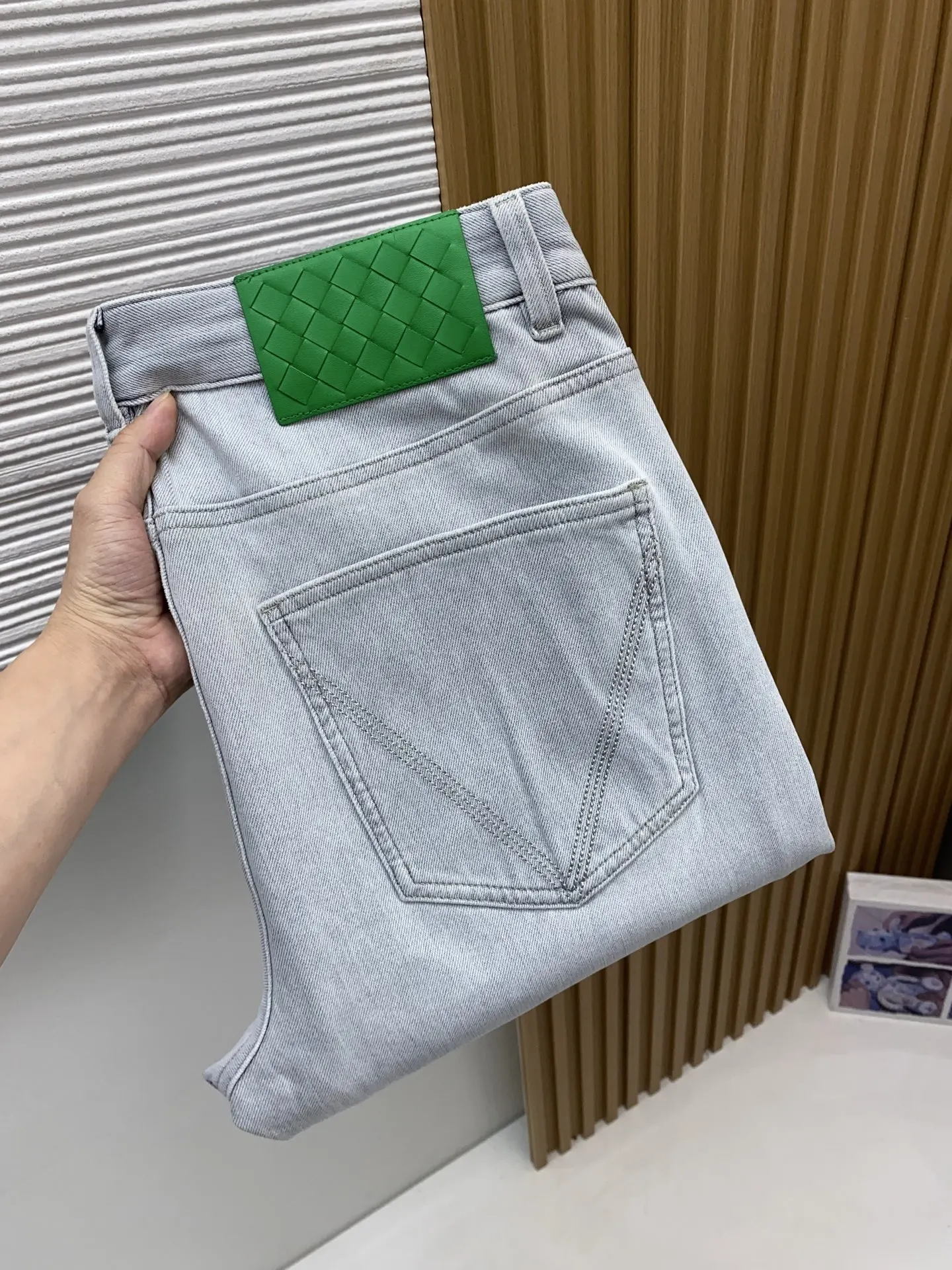 BV 2026早春最新款牛仔裤 BV 2026早春最新款牛仔裤