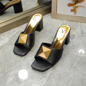 New Square Buckle Flat Sandals Available in Multiple Colors Replica  Valentino Garavani Womens Sandals and Slides