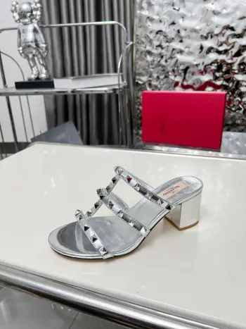 6厘米粗跟经典凉鞋 高仿华伦天奴女士凉鞋/拖鞋