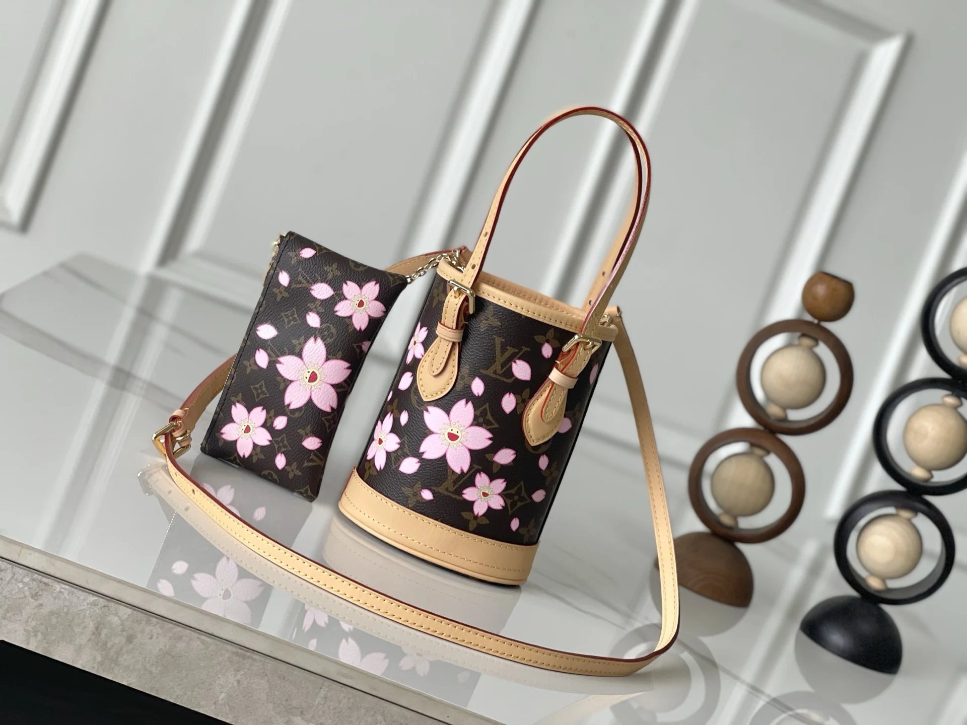 LV M13417 涂层帆布手袋 女士斜挎包