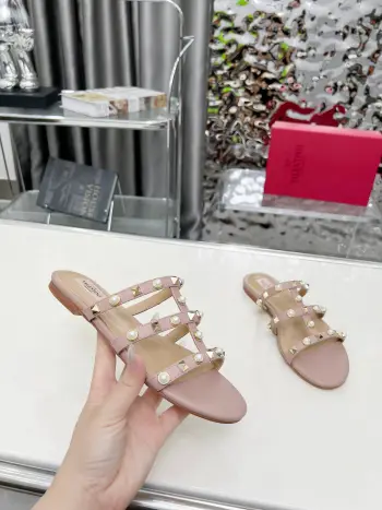 Classic Pearl Slippers Replica  Valentino Garavani Womens Sandals and Slides