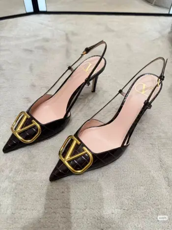 Big V扣 boutique new style high-heeled sandals Replica  Valentino Garavani Womens Sandals and Slides