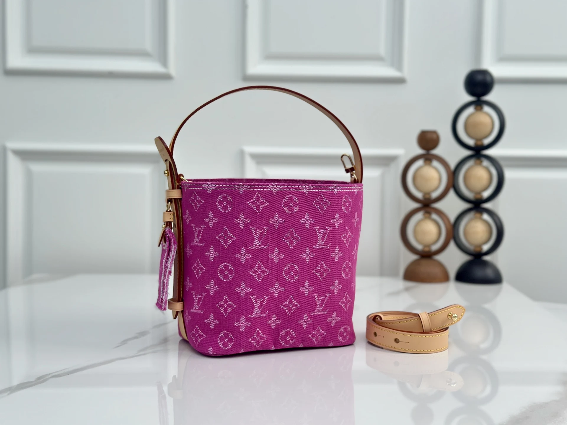 LV M27626 丹宁牛仔水桶手袋 女士单肩包