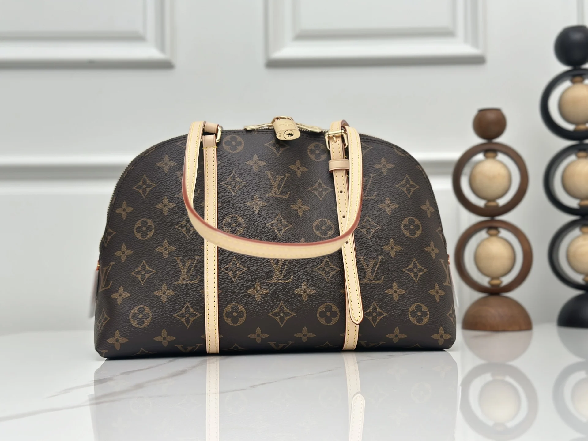 LV M28953  老花帆布手袋 单肩包