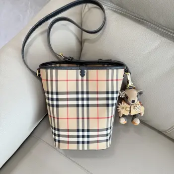 Plaid Large Bucket Women s Crossbody Bag Replica Burberry womens bags