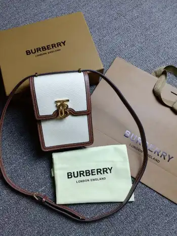 90231 New Compact and Sturdy Coated Canvas Robin Bag Women s Crossbody Bag Replica Burberry womens bags