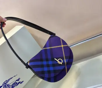 3301 Latest Wool Stand-Up Bag Women s Shoulder Bag Replica Burberry womens bags