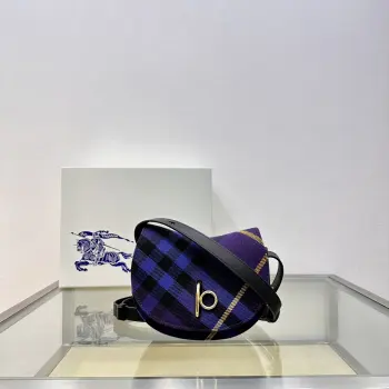 1661 Latest Stand-up Plaid Embossed Leather Bag Women s Crossbody Bag Replica Burberry womens bags