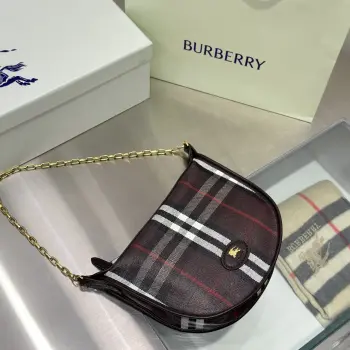 Latest Italian Chain Bag Women s Crossbody Bag Replica Burberry womens bags