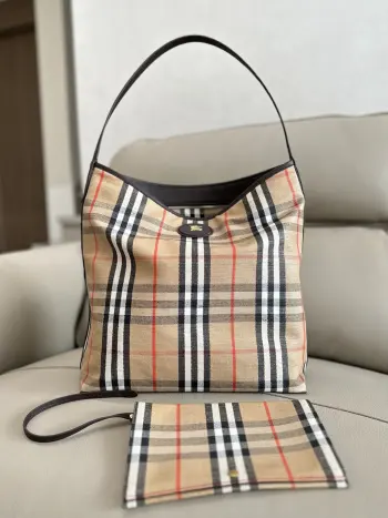 1951 Latest Cotton Linen Blend Tote Bag Women s Shoulder Bag Replica Burberry womens bags