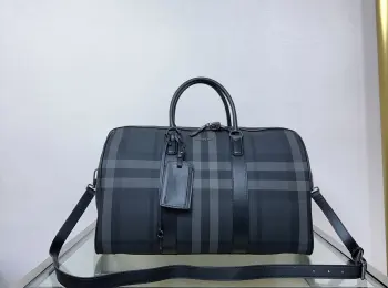 0921 Latest Grey Plaid Travel Bag Replica Burberry travel bags