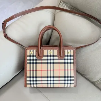 2671 Retro Plaid Taylor Shoulder Bag Women s Crossbody Bag Replica Burberry womens bags