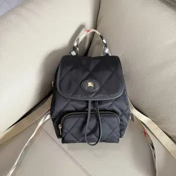 3961 Soft and Structured Quilted Nylon Backpack Backpack Replica Burberry backpacks