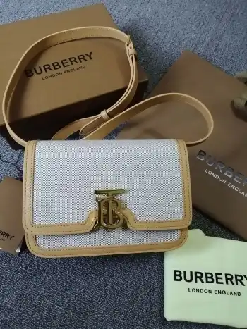 90235 小号双色帆布皮革锁扣包 女士斜挎包 高仿巴宝莉女包