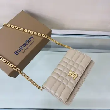 1761 Latest Lambskin Clutch Bag Women s Crossbody Bag Replica Burberry womens bags