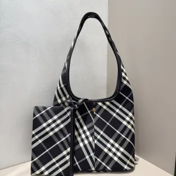 6861 Latest Plaid Tote Bag Women s Shoulder Bag Replica Burberry womens bags