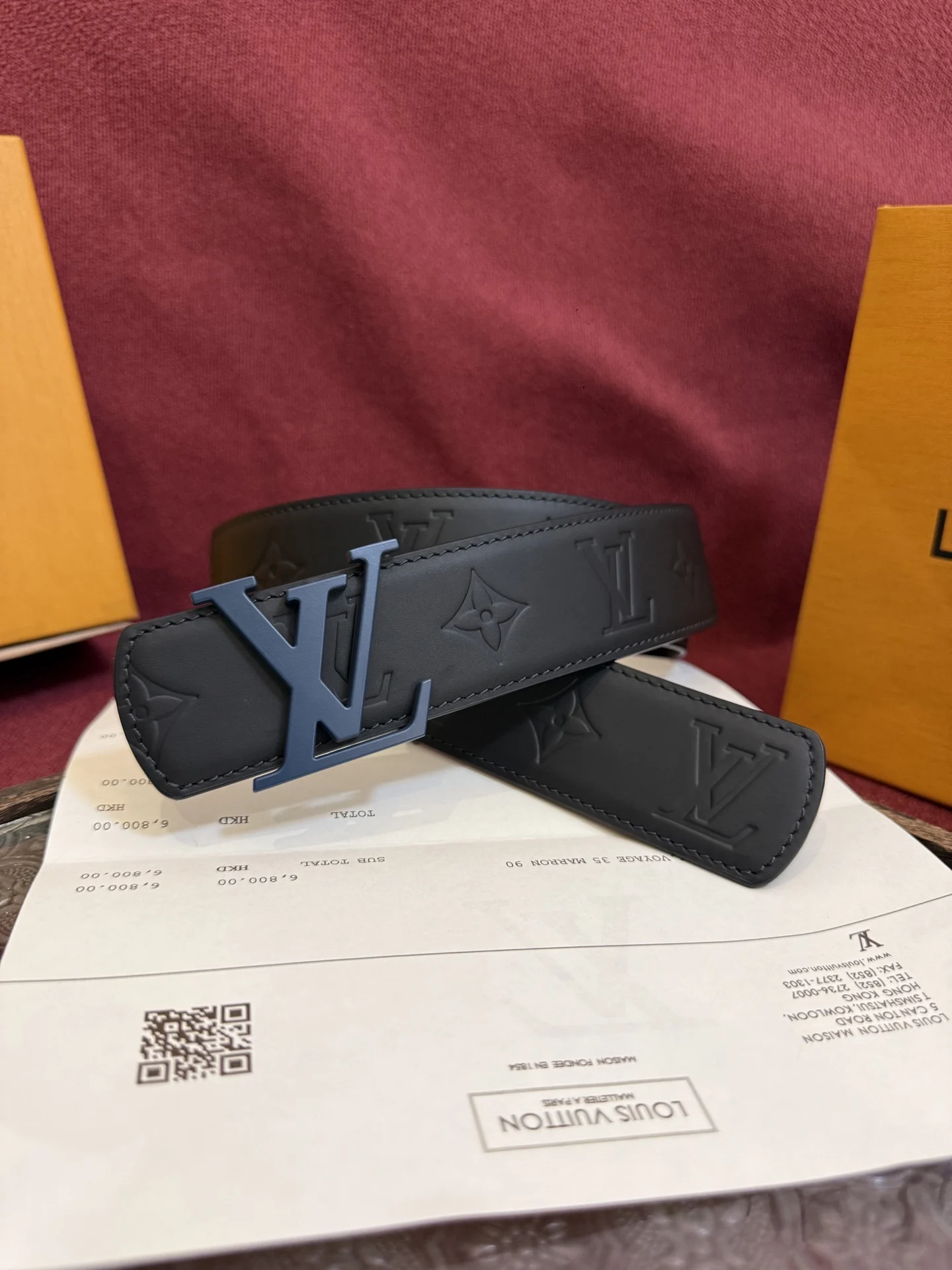 LV 经典金属铜扣双面腰带