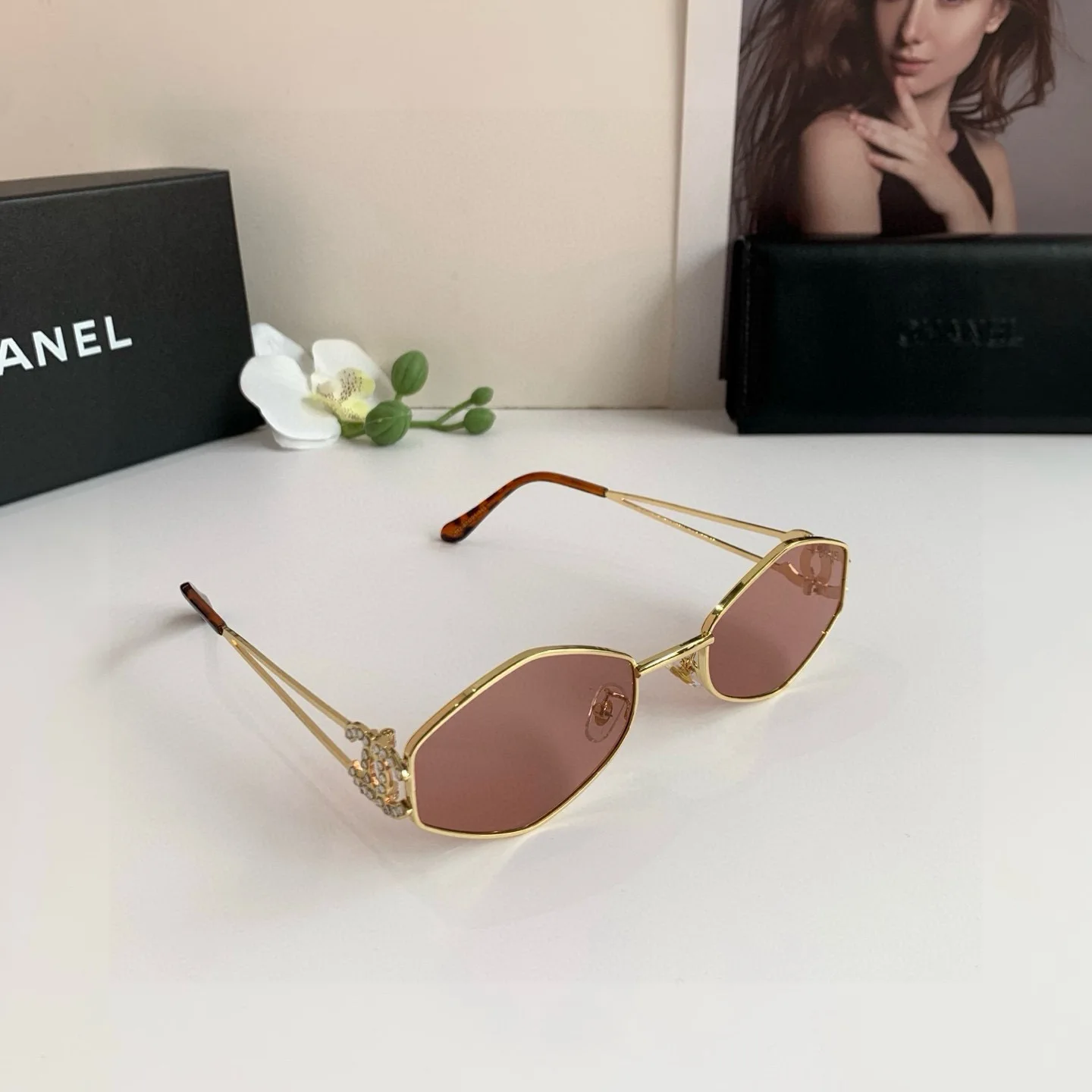 Chanel UV protection sunglasses