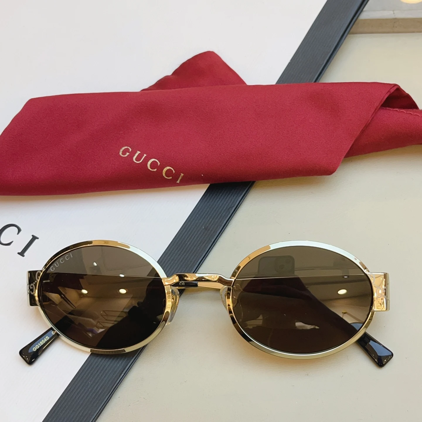 Gucci New sunglasses