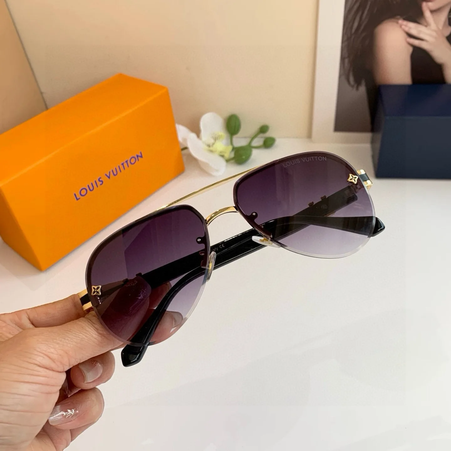 Louis Vuitton Korean-style frog frame sunglasses Louis Vuitton Korean-style frog frame sunglasses