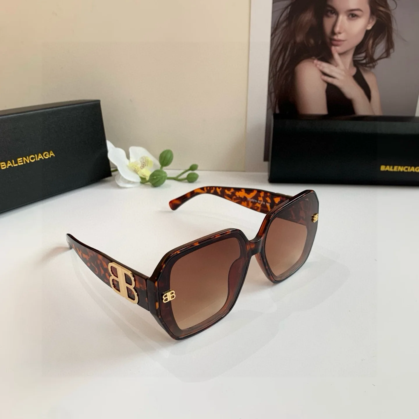 Balenciaga Square sunglasses