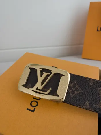 经典系列新品牛皮腰带 高仿LV男士腰带