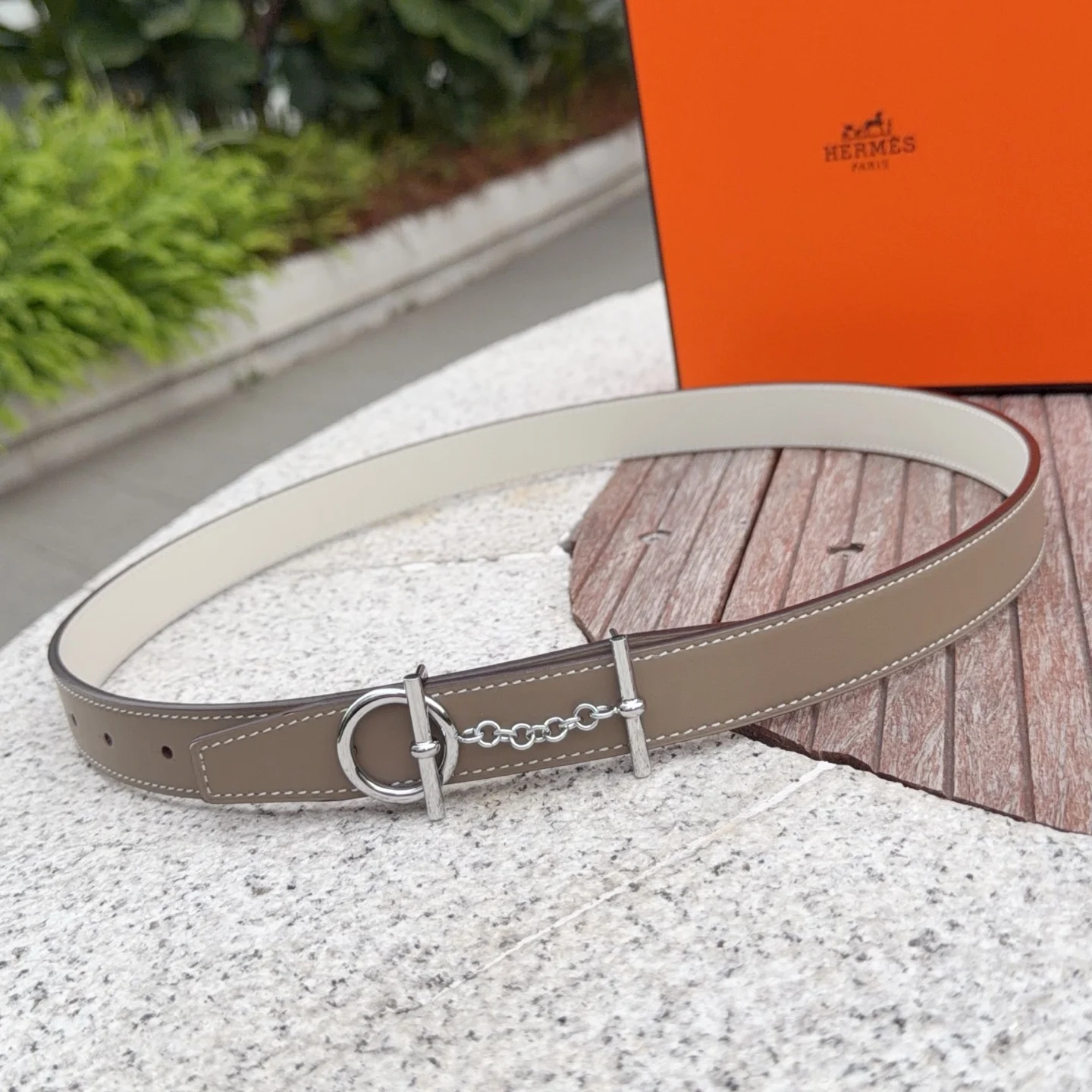 爱马仕 经典金属铜扣双面腰带