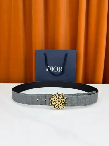 经典金属铜扣双面腰带 高仿迪奥女士腰带