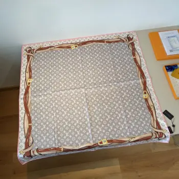 Diagonal silk scarf Replica Louis Vuitton Scarves and Shawls