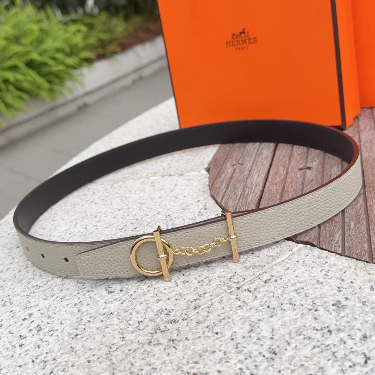 爱马仕 经典金属铜扣双面腰带 爱马仕 经典金属铜扣双面腰带