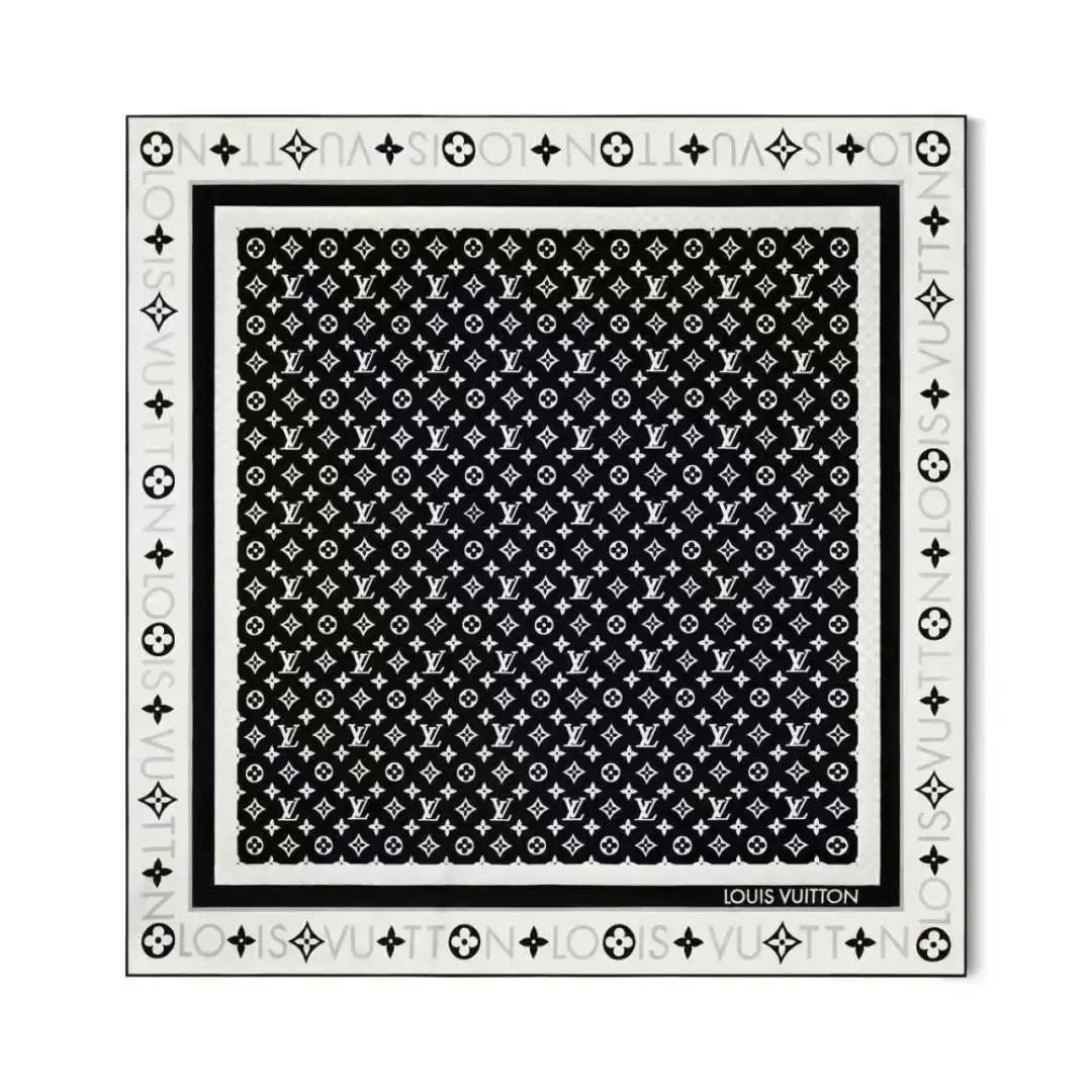 Louis Vuitton Reliant on printed silk scarves Louis Vuitton Reliant on printed silk scarves