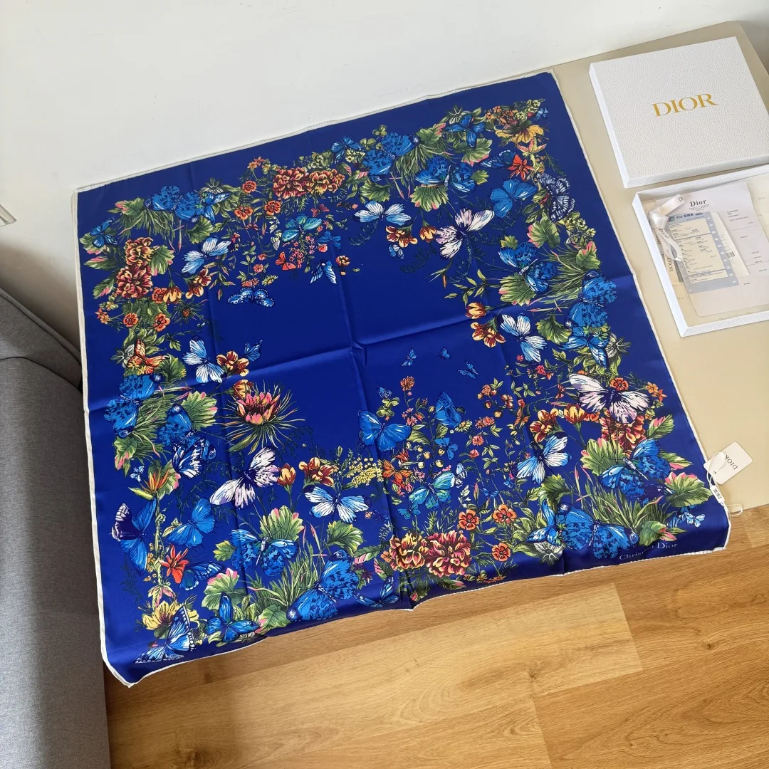 Dior Dior patterned silk scarf Dior Dior patterned silk scarf