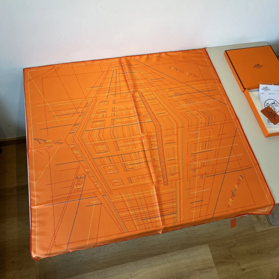 Hermes Hermes silk scarf Hermes Hermes silk scarf