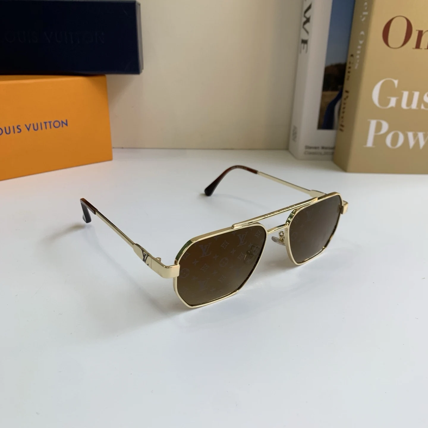Louis Vuitton New Fashion Trendy Metal Square Frame Sunglasses