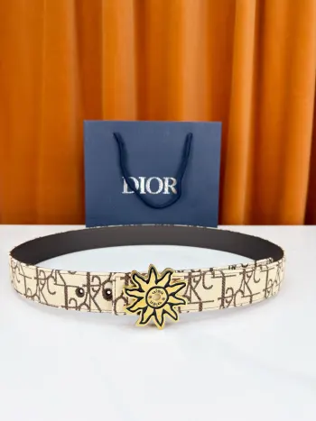 经典金属铜扣双面腰带 高仿迪奥女士腰带