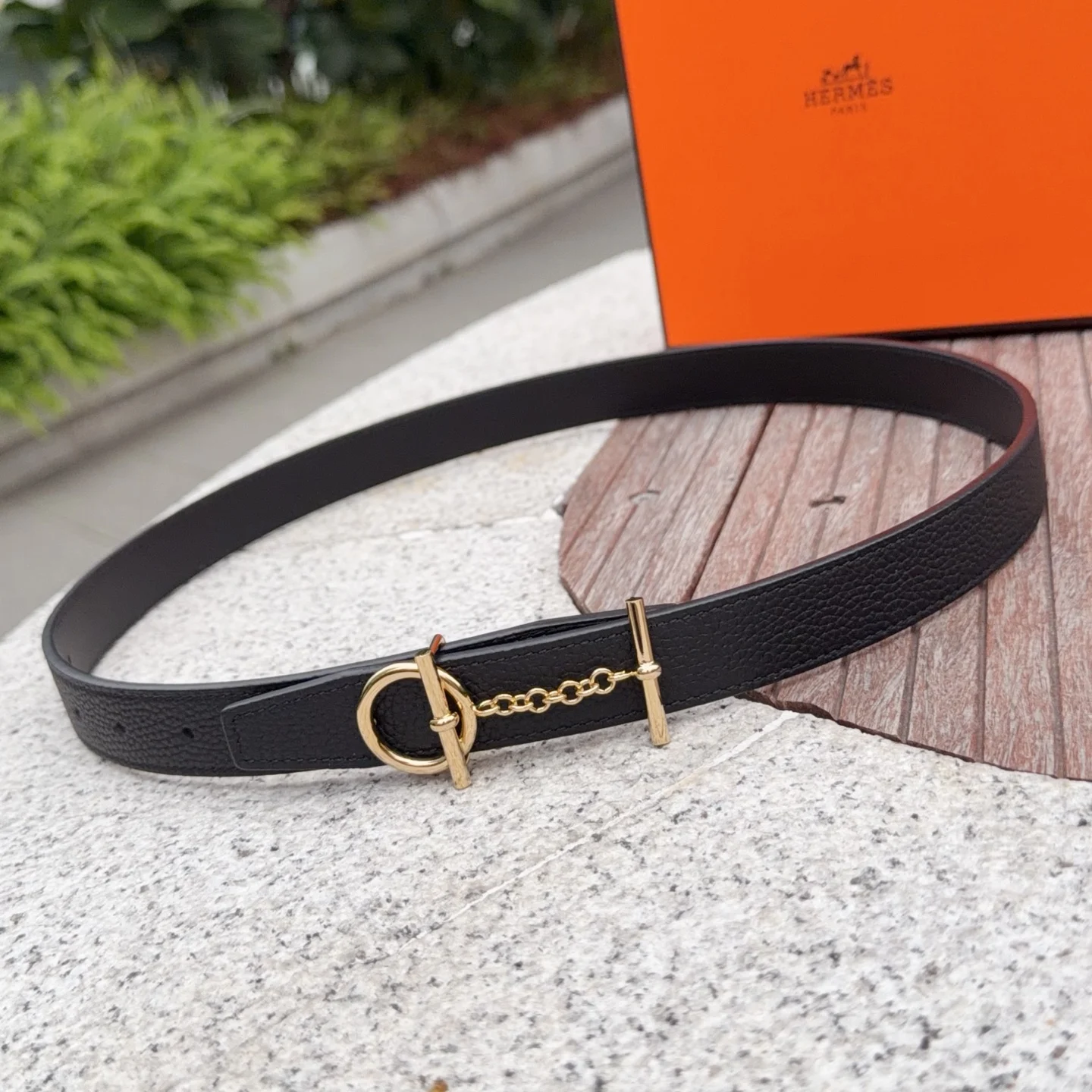 爱马仕 新款金/银扣女款皮带