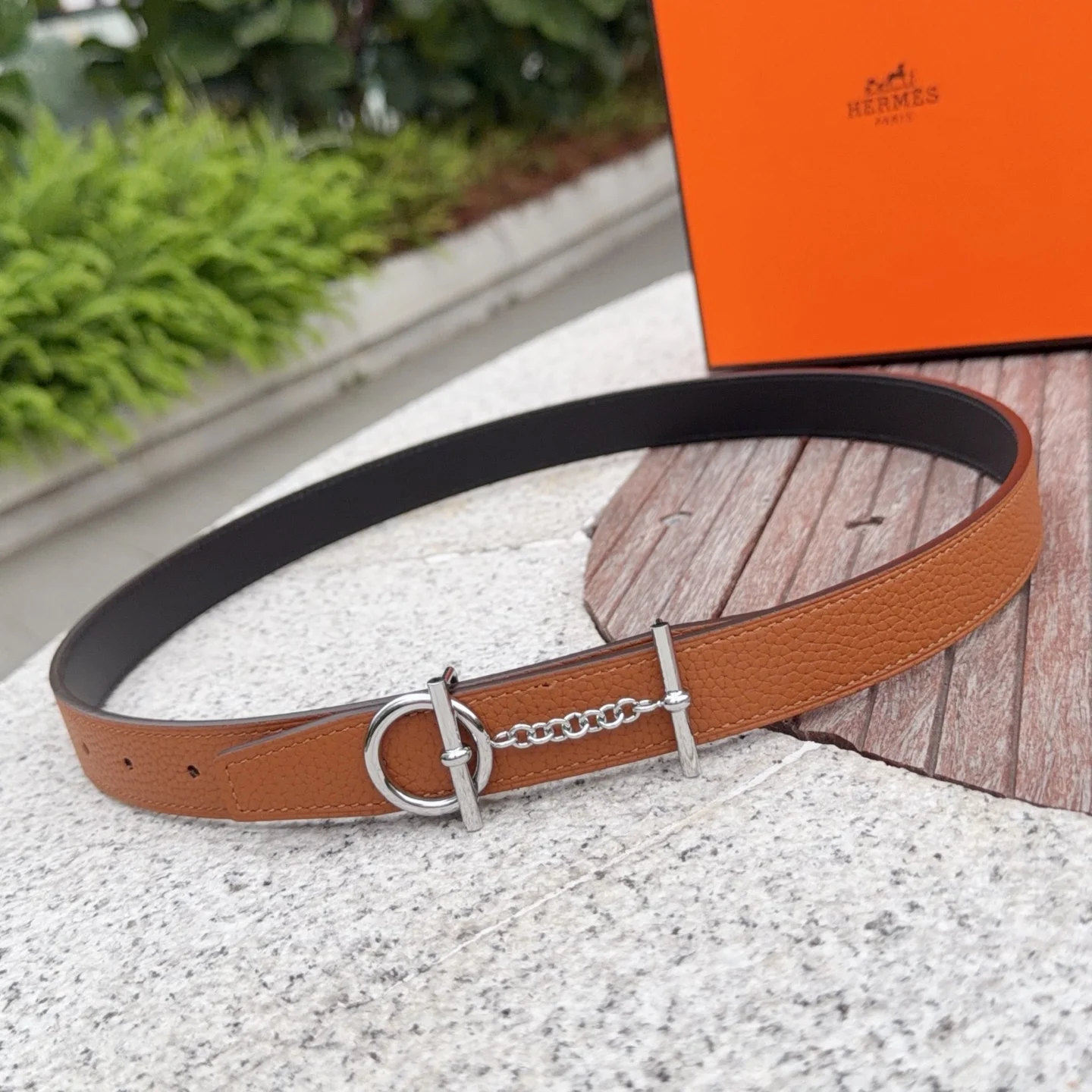 爱马仕 新款金/银扣女款皮带