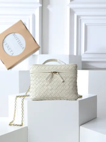 843800 新品女士小号编织Soft Vanity包 女士斜挎包高仿BV女包