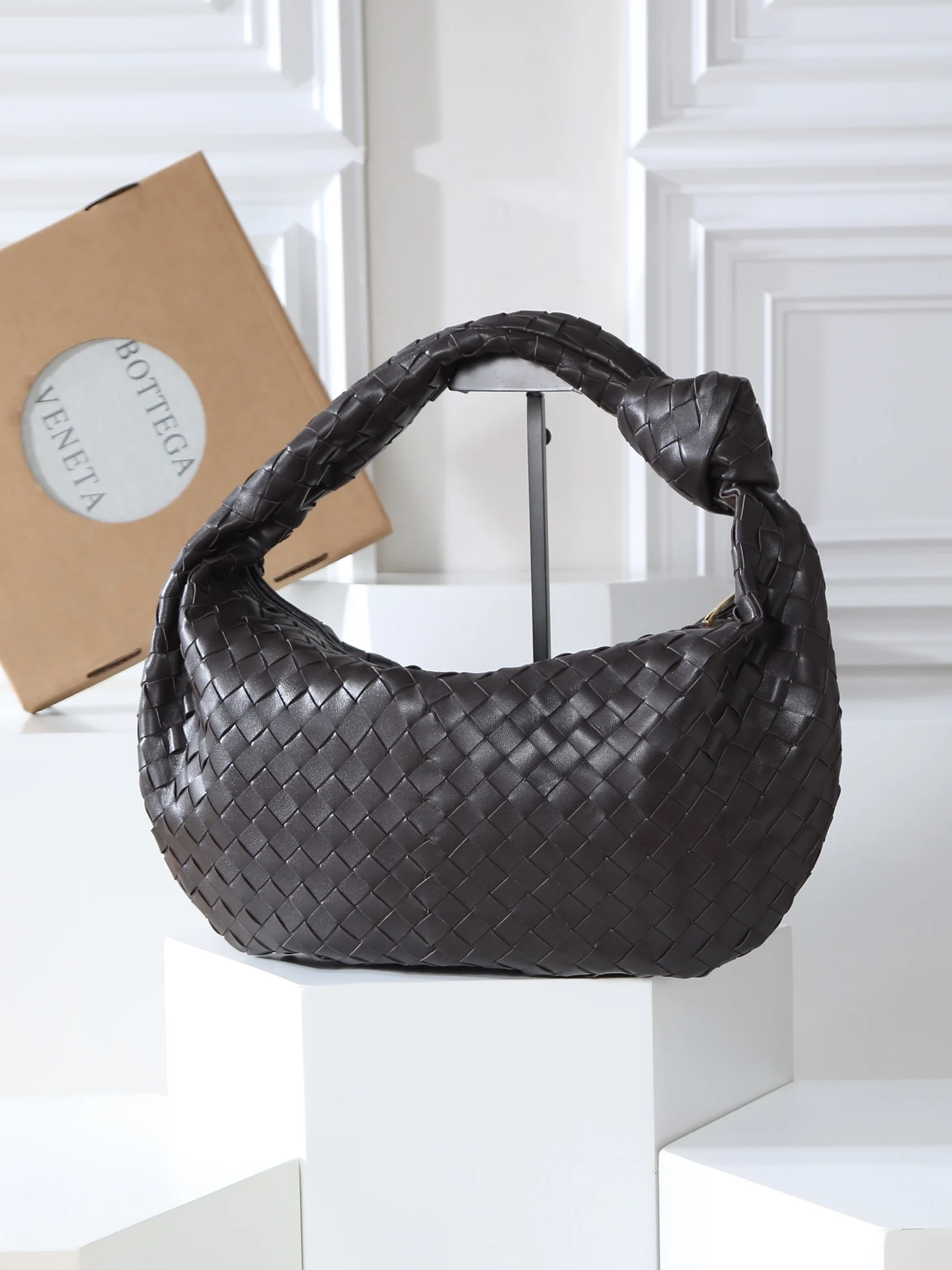 BV 600261 时髦编织手袋 女士单肩包