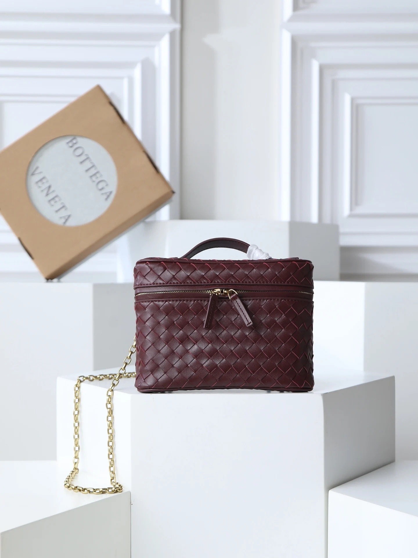 BV 843800 新品女士小号编织Soft Vanity包 女士斜挎包