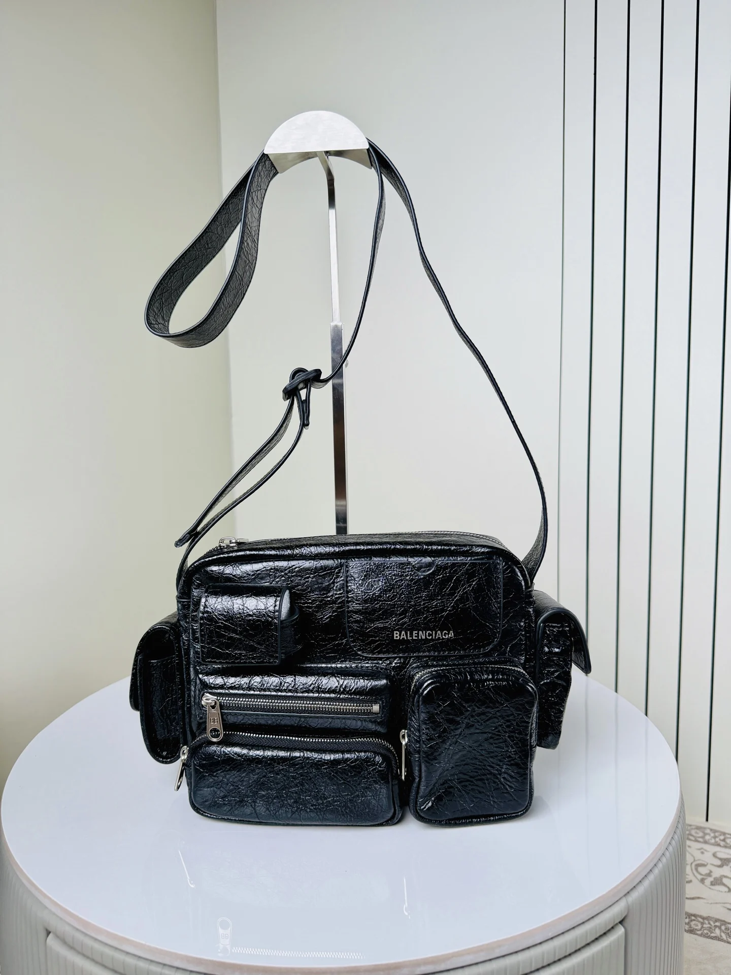 巴黎世家 188003 复古羊皮相机包 男士斜挎包