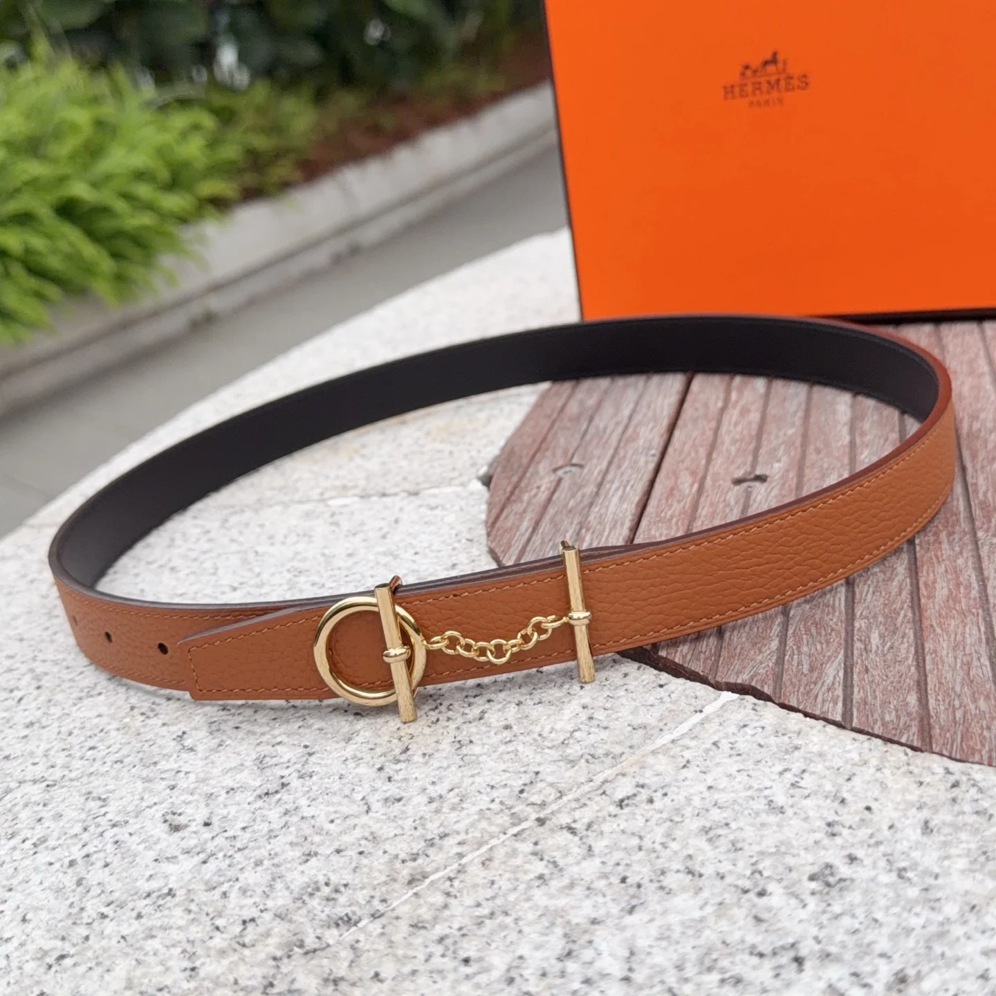 爱马仕 新款金/银扣女款皮带